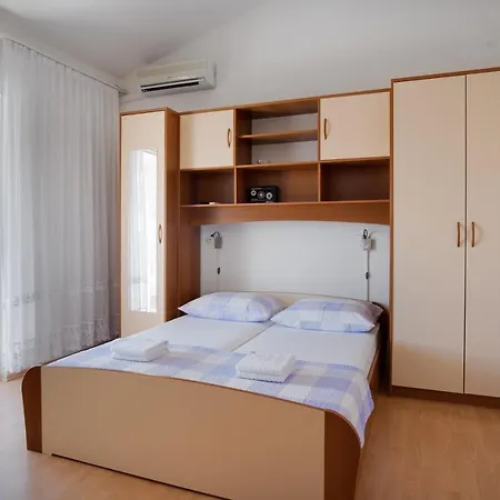 Apartment Vila Pavic