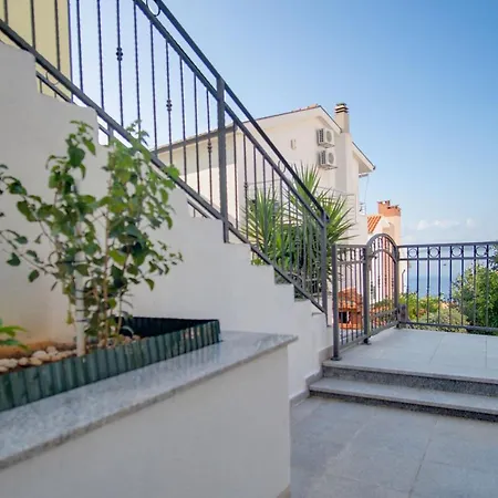 Apartment Vila Pavic *